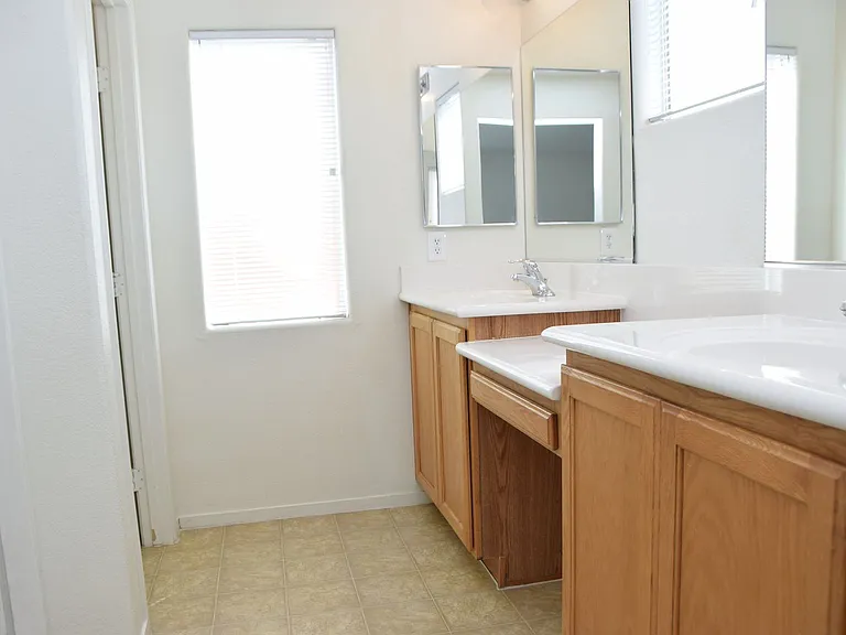 9440 Crimson Sky St — Photo 14