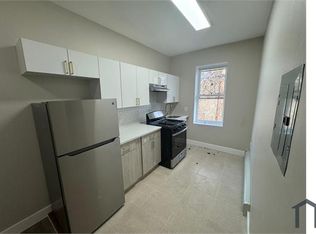 856 S 16th St #2D, Newark, NJ 07108