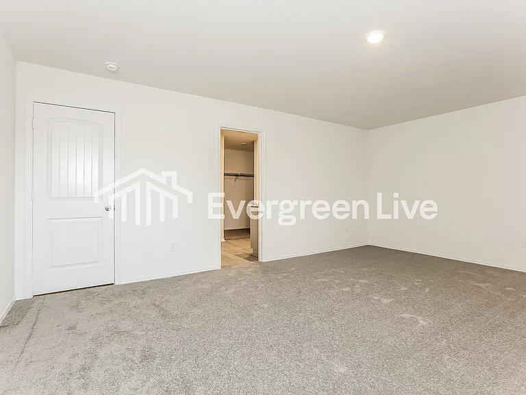 143 Jasmine Ct — Photo 9