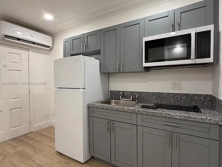 7724 NE 1st Ave #A — Photo 11