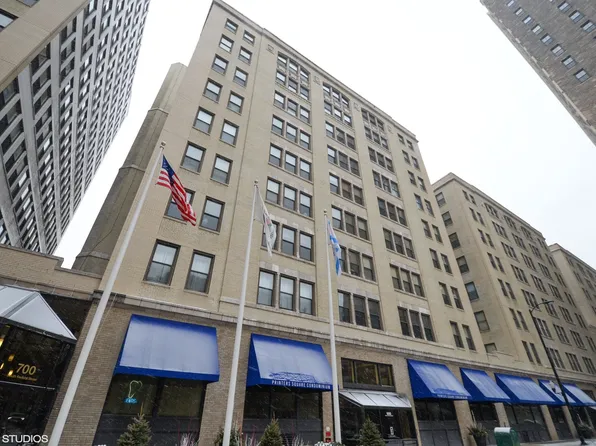 680 S Federal St APT 504, Chicago, IL 60605