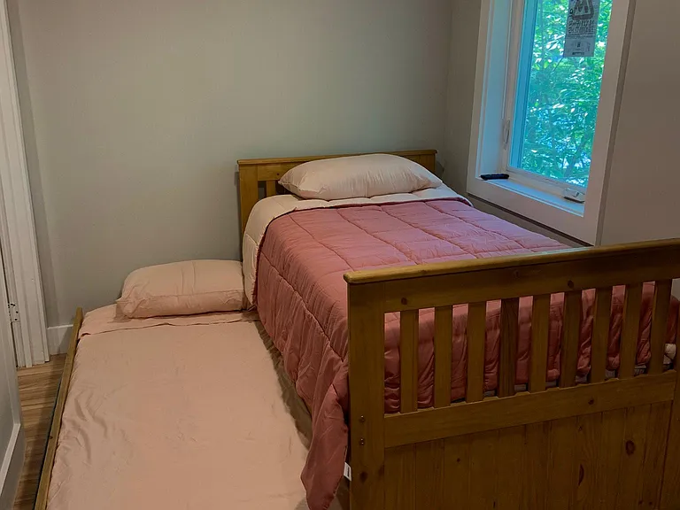 22 Maple St — Photo 21