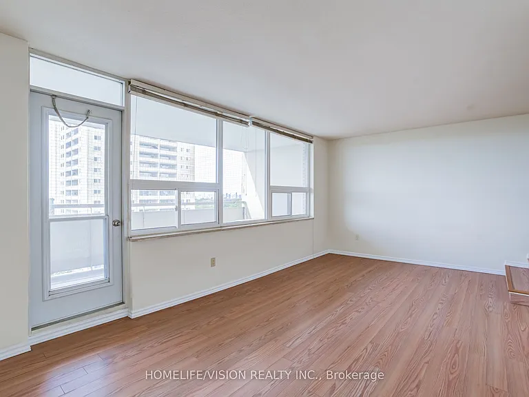 1360 York Mills Rd #905 — Photo 23