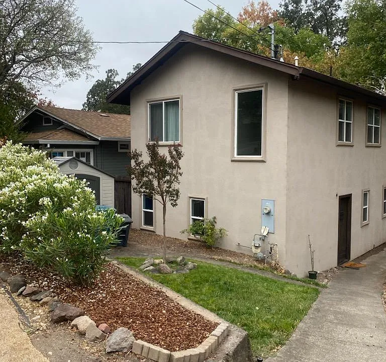 17515 Balsam Ave