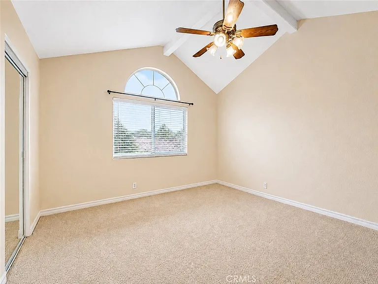 2811 N Roxbury St — Photo 5
