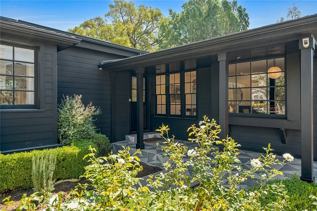 3 bed, 1783 sqft, $10,000 — Photo 3