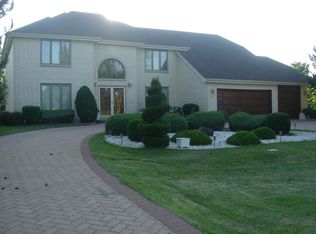 212 Coldren Dr, Prospect Heights, IL