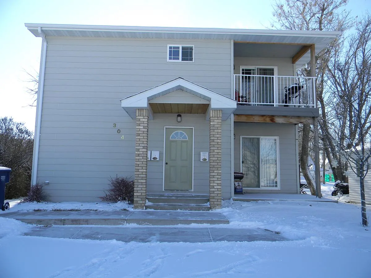 3 bed, 1150 sqft, $1,625 — Photo 2