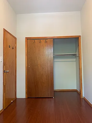 Rented by Virtual Real Estate | media 13