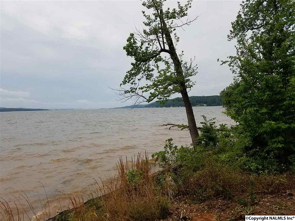 2nd image of Holiday Shores Rd