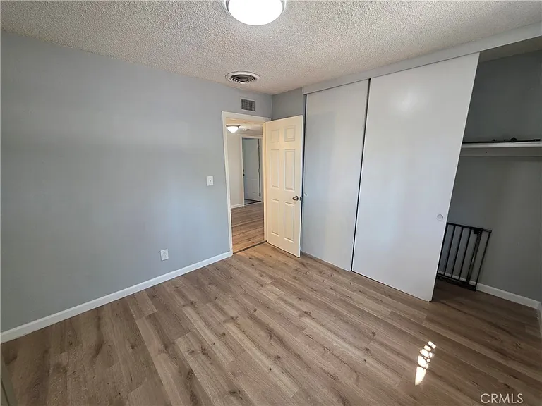 8920 Haddon Ave — Photo 12