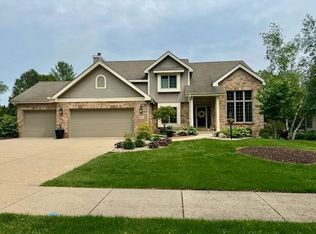 2996 Rothmore Ln, Fitchburg, WI 53711