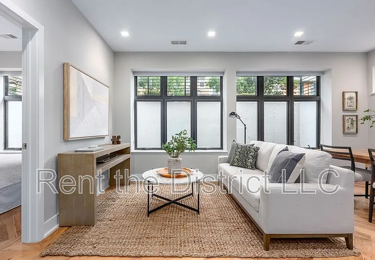 1345 K St SE #T-01 — Photo 5