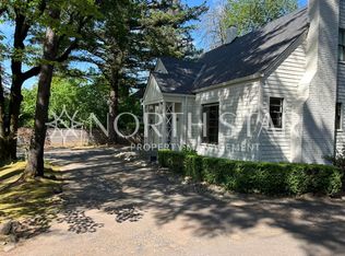 17348 Bryant Rd, Lake Oswego, OR 97035