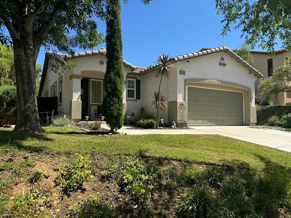 1st image of 36604 Bay Hill Dr
