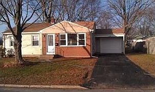 2nd image of 6 Stoneham Dr