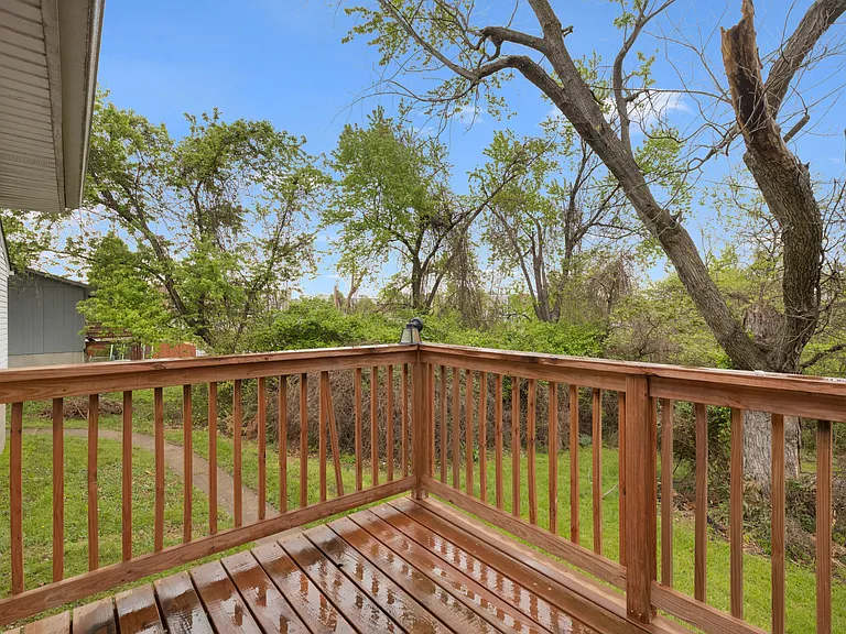 9866 Nolte Ave — Photo 21