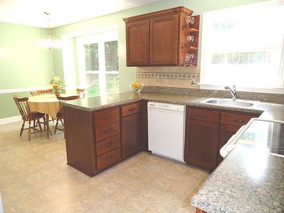 Bright, large eat in kithen