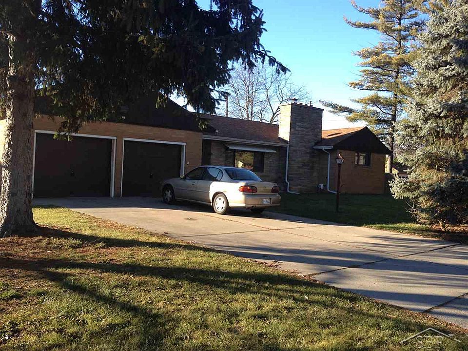 1st image of 3749 Mackinaw St