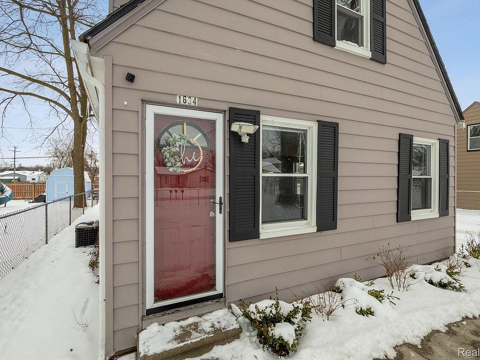 1st image of 1634 S Linville Ave
