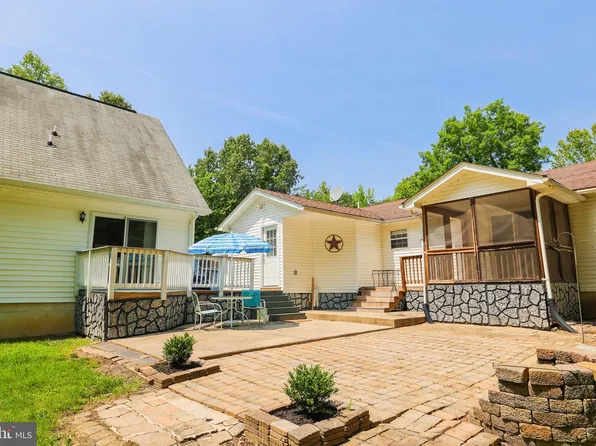 7388 Price Ct, King George, VA 22485