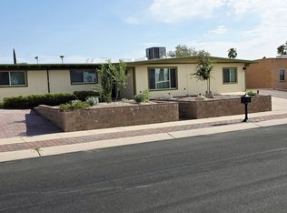 9042 E Kenyon Dr, Tucson, AZ 85710