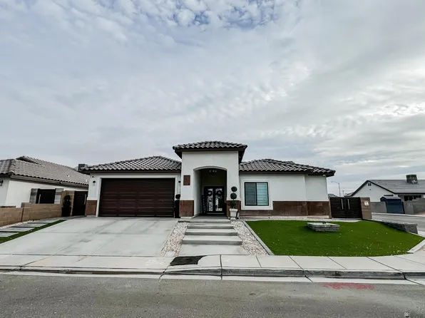 3919 E Nadine St, San Luis, AZ 85336