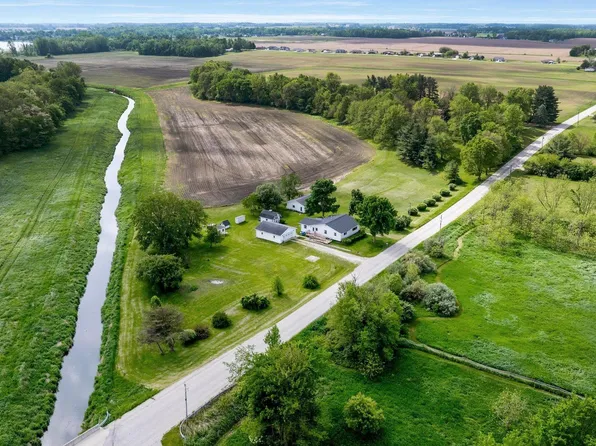 5460 N 550 E, Churubusco, IN 46723