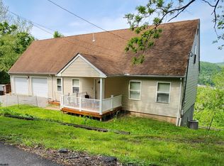 2009 Purinton St, Morgantown, WV 26505