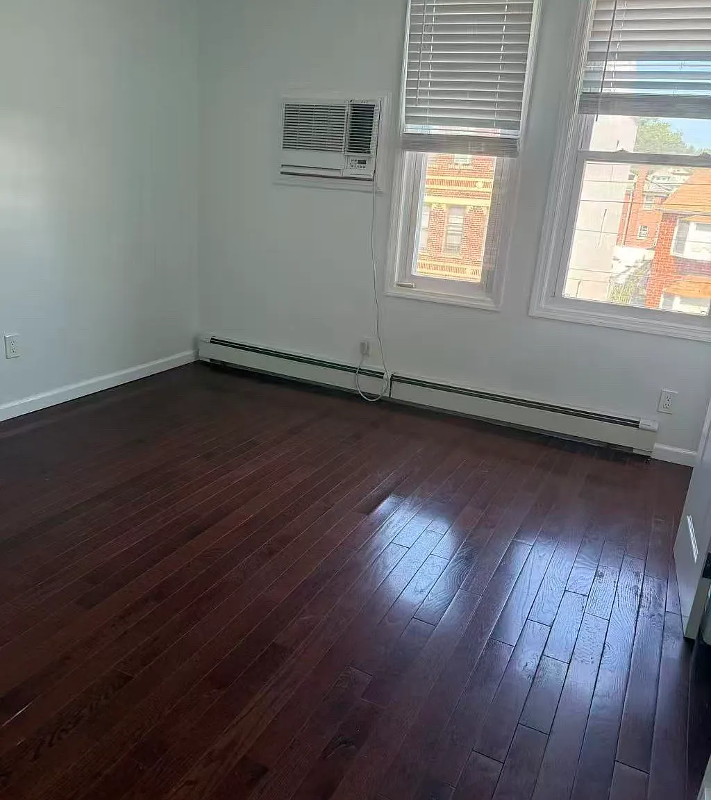 20XX 126th St, College Point — Photo 3
