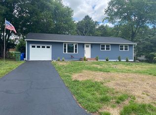 11 Evergreen Ln, Marlton, NJ 08053