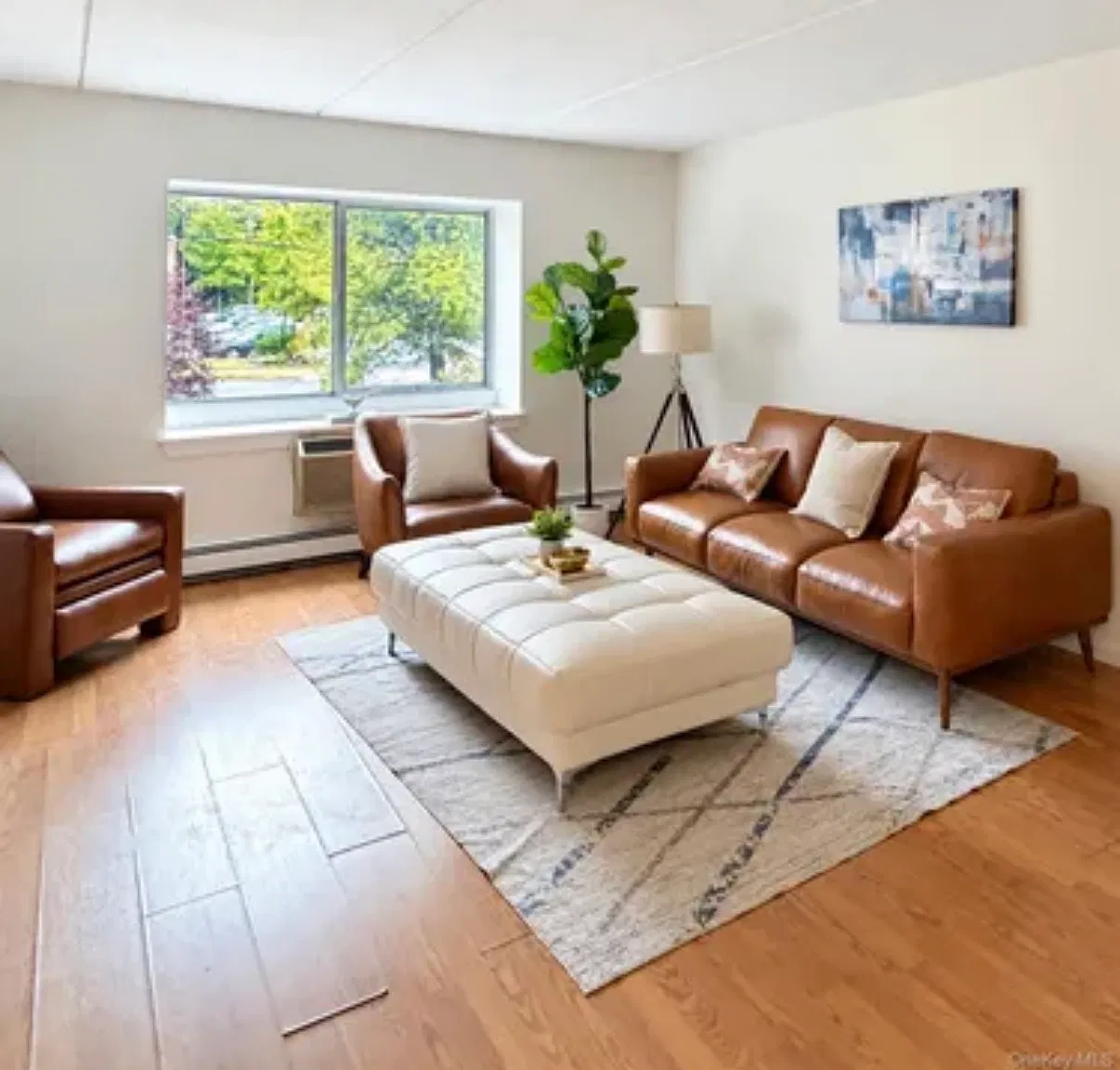 2 bed, 1000 sqft, $3,700 — Photo 4