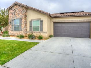 9414 Woodland Ridge Ln, Shafter, CA 93263