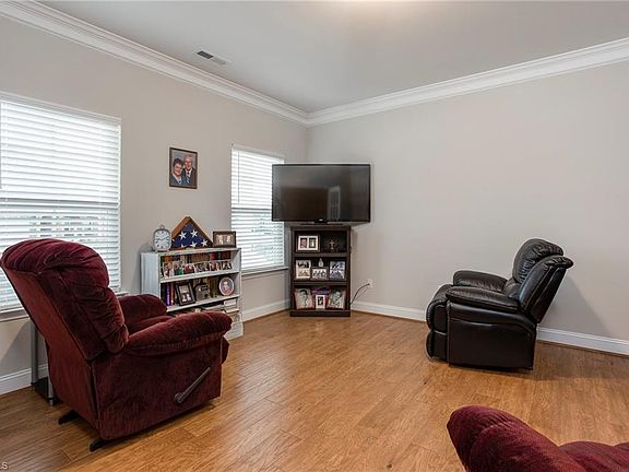 5th image of 5212 Harvest Oak Dr