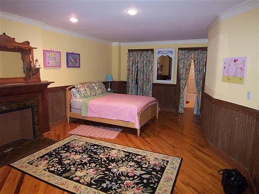Rented by Susan Finkel, LREB | media 8
