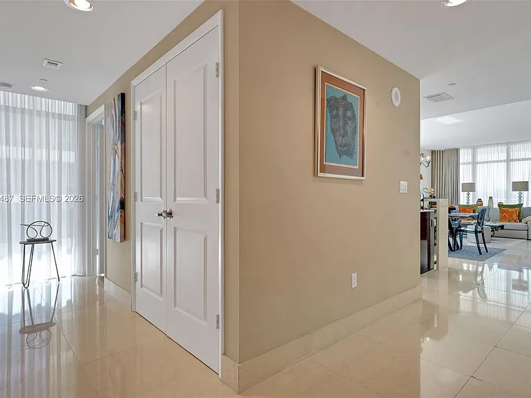 3737 Collins Ave #S-403 — Photo 7