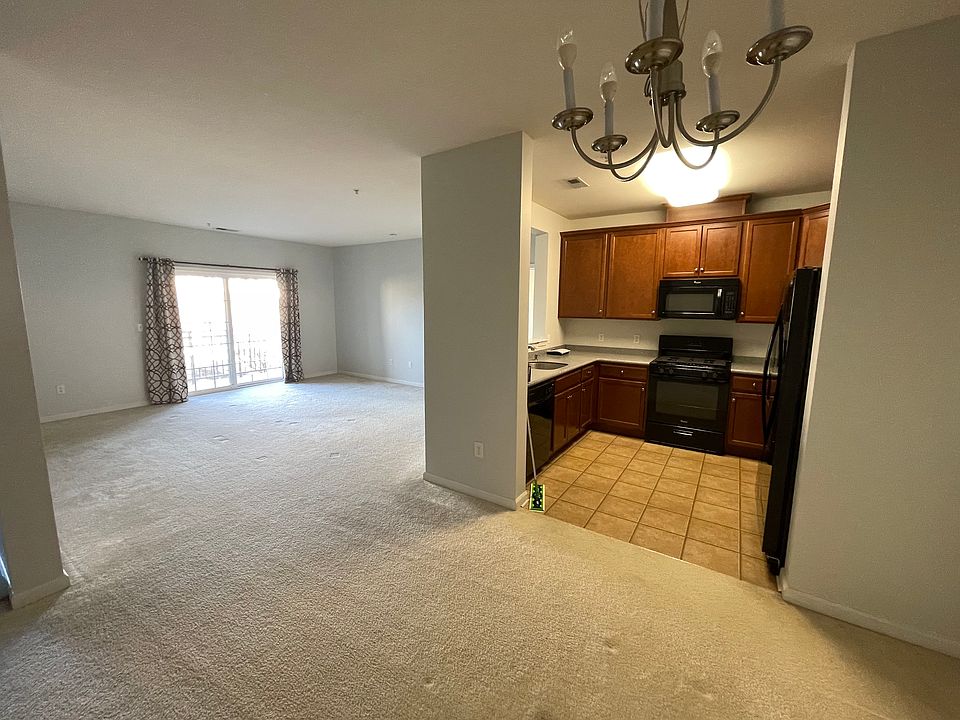 1st image of 1322 Sierra Dr