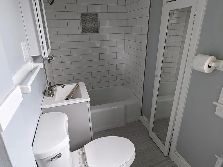 141 Allen St #3W — Photo 7