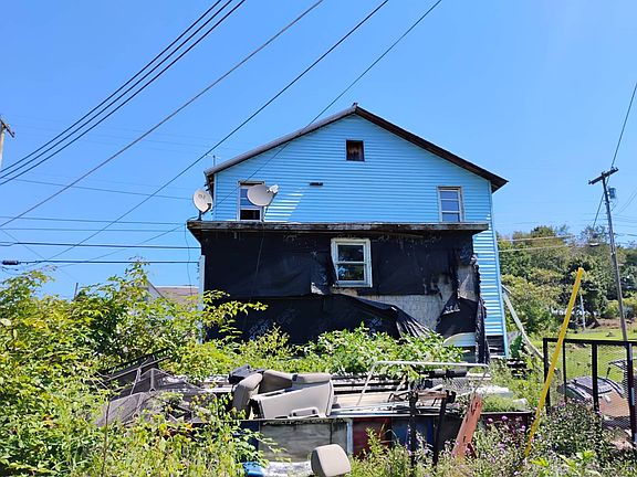 5th image of 703 W State Ave
