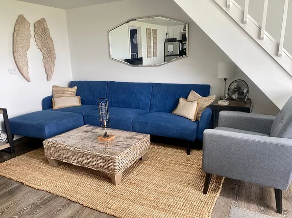 8 Starfish Ln, Chatham, MA 02633