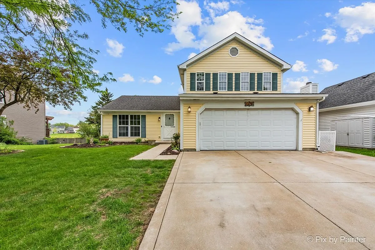 1192 Brookstone Dr photo 1