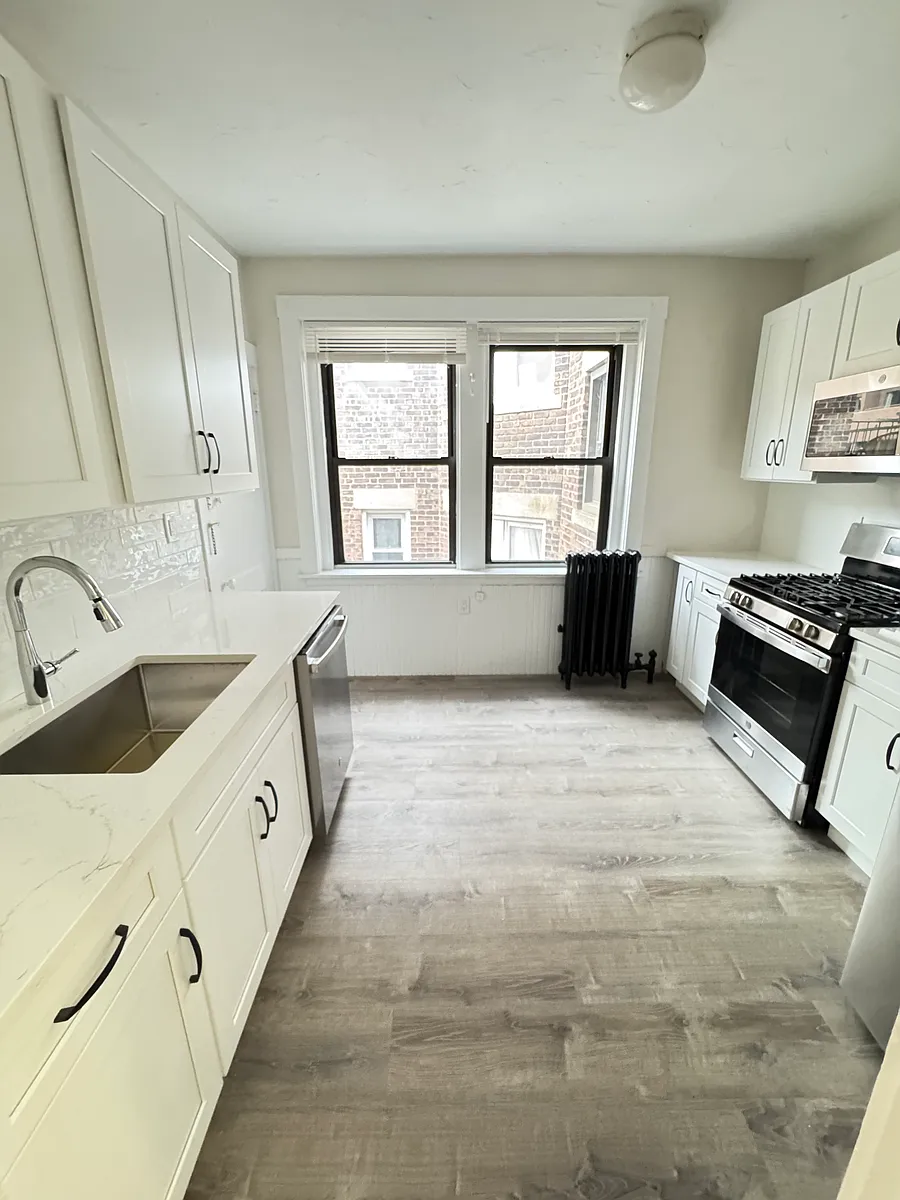 Building Photo - 1462 Commonwealth Ave #3