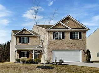 502 Walnut Crossing Dr, Whitsett, NC 27377