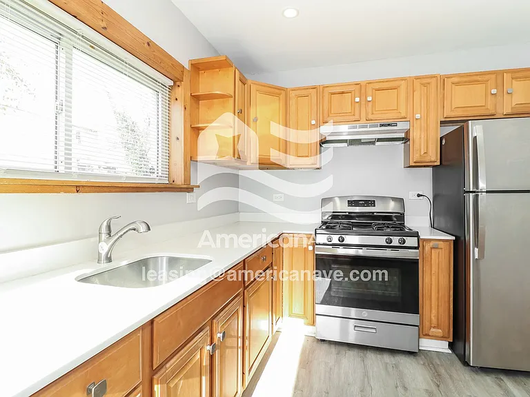 927916_007_wm_-_kitchen_13376056.jpg