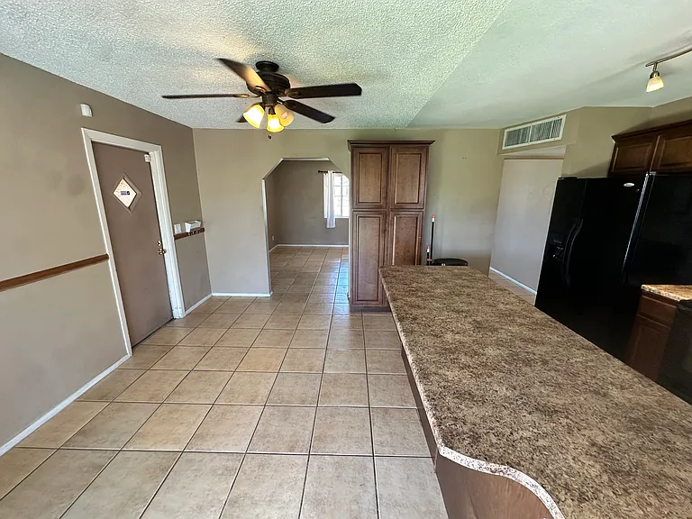 7431 E Roosevelt St — Photo 5