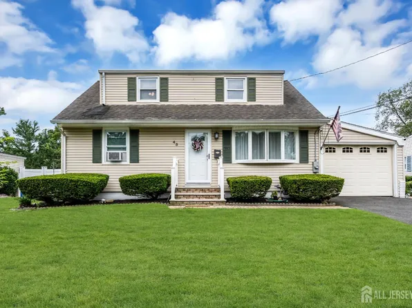 43 Mimi Rd, Old Bridge, NJ 08857