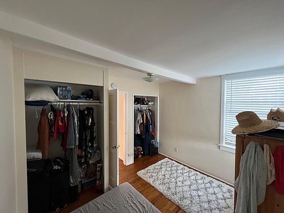 3rd image of 2139 Monroe Ave #1/2