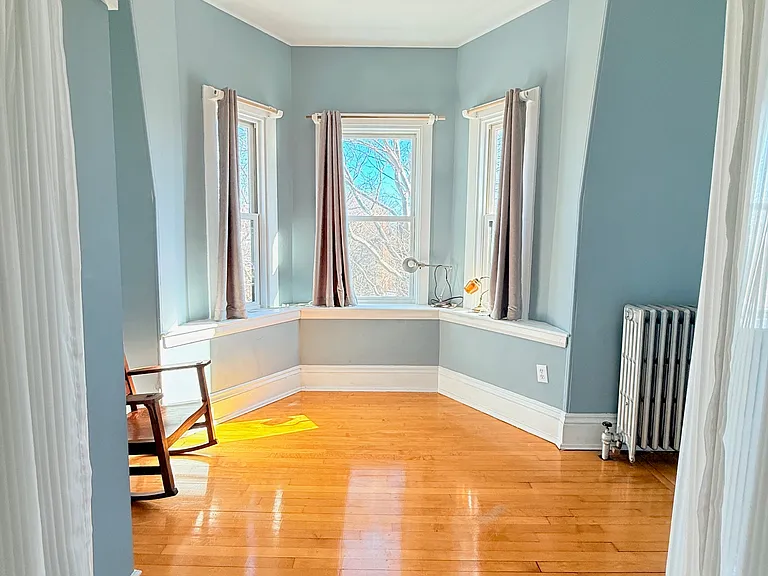 200 Central St #2 — Photo 4
