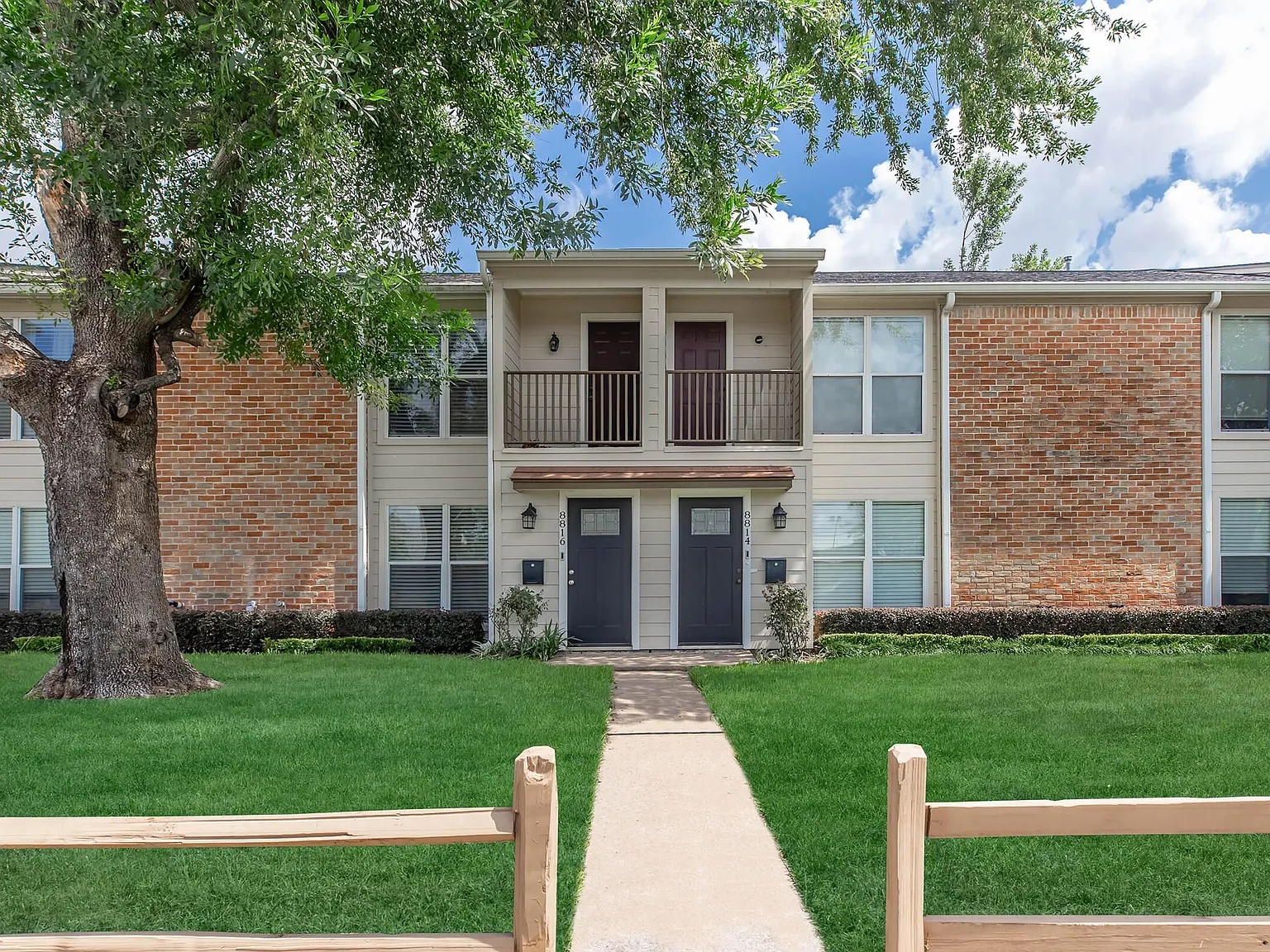 Kempwood Place Townhomes — Photo 4