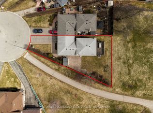 15 Dalton Pl, Brampton, ON L6T1N6